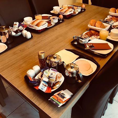 Bed And Breakfast フリシンゲン エクステリア 写真